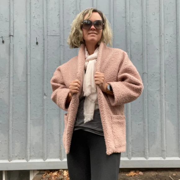 Horses Atelier Pink Boucle  Patch Pocket Coat, size 1 (small) - Picture 3 of 12